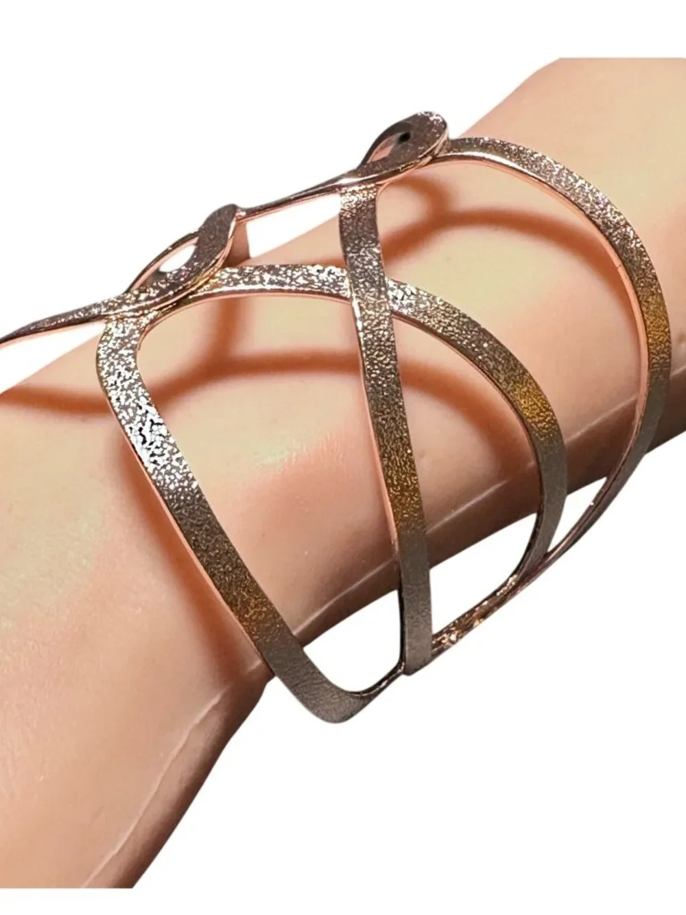 Cuff Bracelet Womens Costume Jewelry Lightweight Minimalist Style NWOT